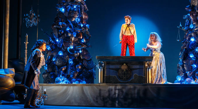 Ruggiero (Antonia Botti-Lodovico) prepares to smash Alcina’s magic orb, while Bradamante (Laurel Semerdjian) watches. Photo by David Bachman.