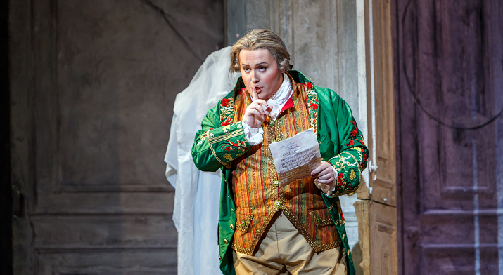 Don Basilio (Daniel O’Hearn) shares a secret in the Marriage of Figaro (photo credit: David Bachman)