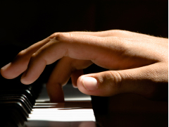 Glenn Lewis recital, December 13