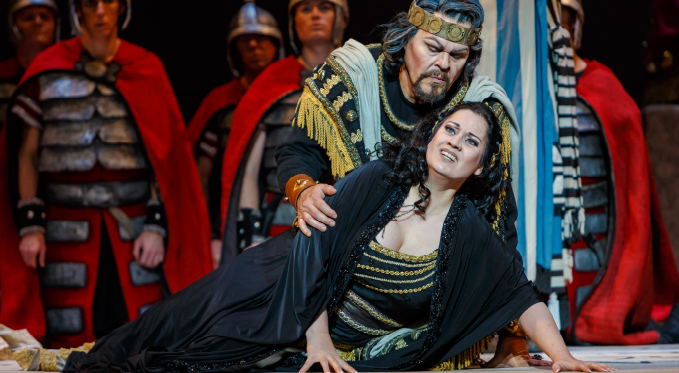 Abigaille regrets her treatment of the Israelite and her betrayal of her father Nabucco (Mark Delavan). She takes poison and dies in his arms.