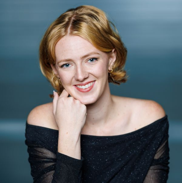 Shannon Crowley Headshot