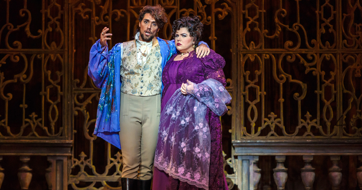 Mario Cavaradossi (Thiago Arancam) explains that he was painting Floria Tosca (Leah Crocetto), not another woman.