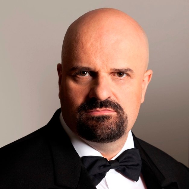 Sebastian Catana will sing the role of Giorgio Germont