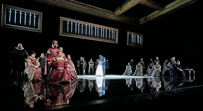 Romeo And Juliet production photo