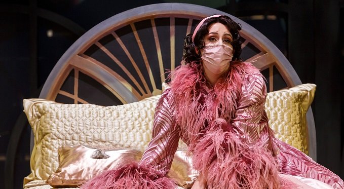 Photo from Pittsburgh Opera's production of Semele