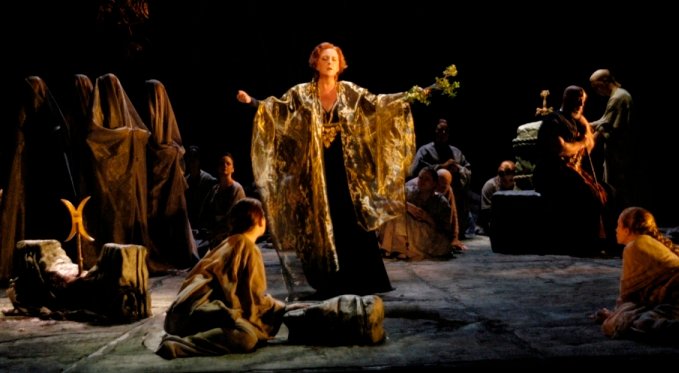 Norma production photo